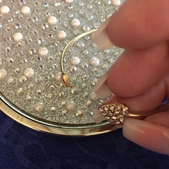 Girls Gold Look Bangle Rhinestone & Gold Hearts ♥️ - Picture 1 of 3